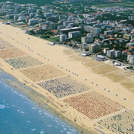 Apartament Sunny Beach Getaway For 6 Guests In Bibione